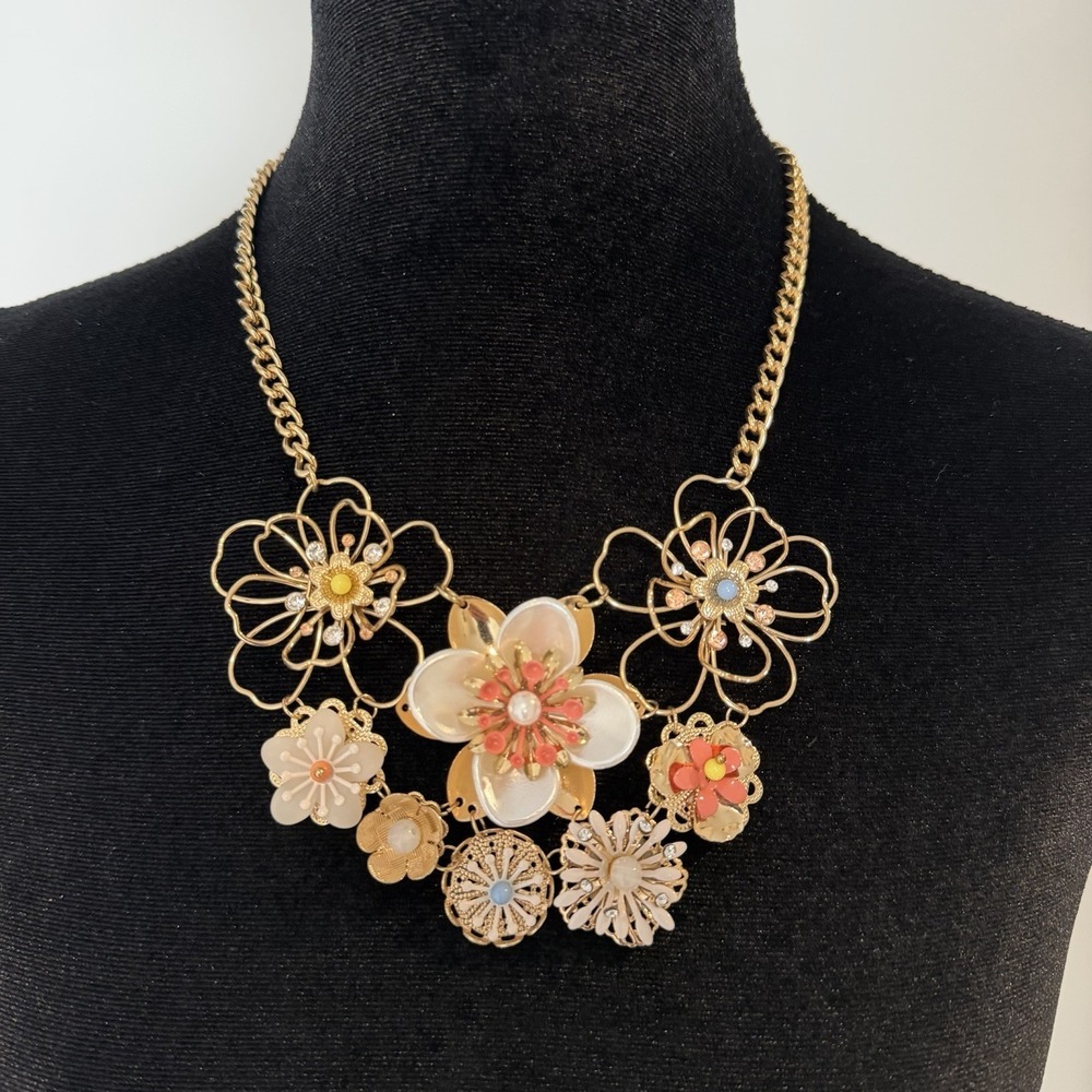 Vintage Flower Statement Necklace Gold Floral Enamel Rhinestones Crystal Spring